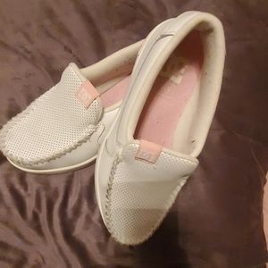 DC white slip ons